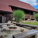 Petruskov Dvor *