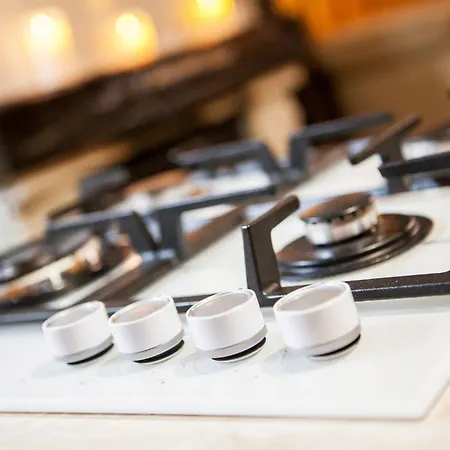 Petruskov Dvor ברזנו